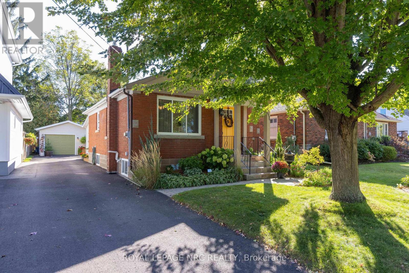 6496 CASWELL STREET, Niagara Falls (Stamford)