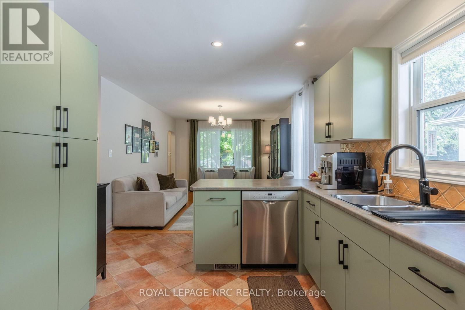 6496 Caswell Street — photo 13