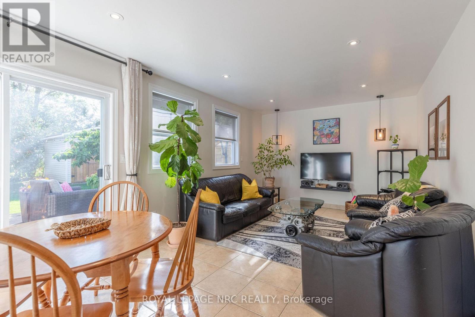 6496 Caswell Street — photo 20