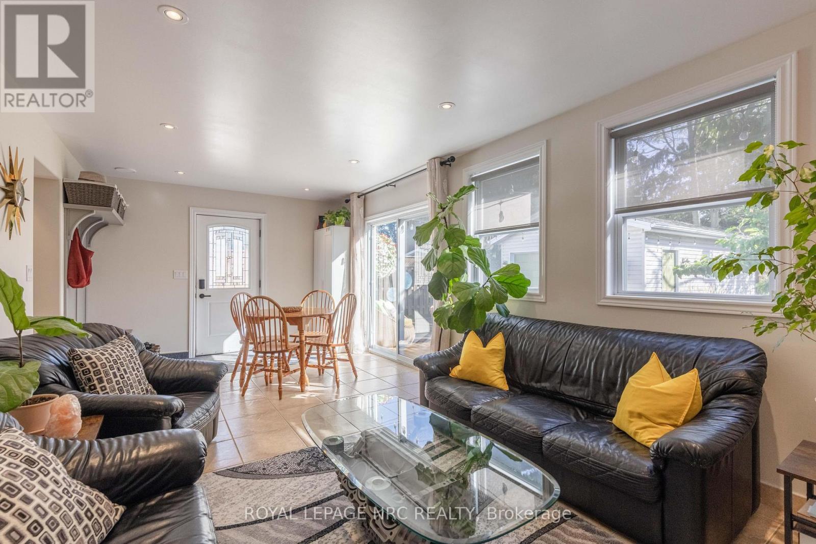 6496 Caswell Street — photo 21