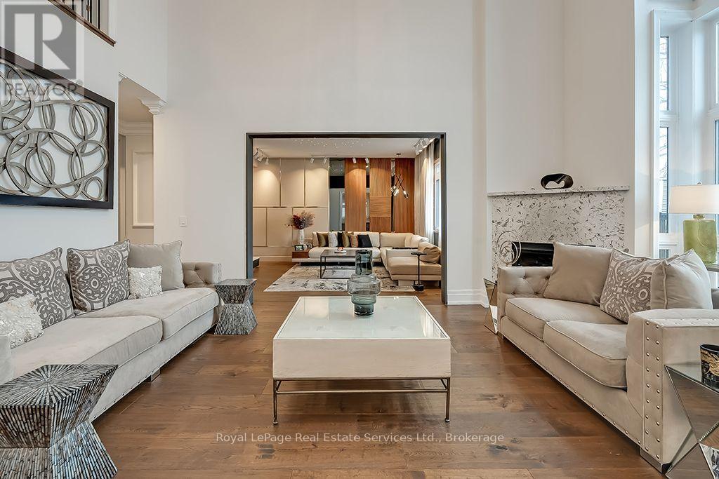 124 Paliser Court — photo 17