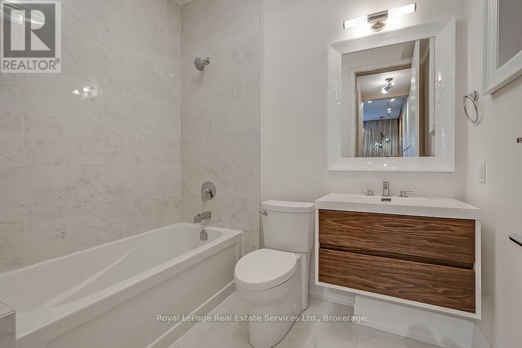 124 Paliser Court — photo 24