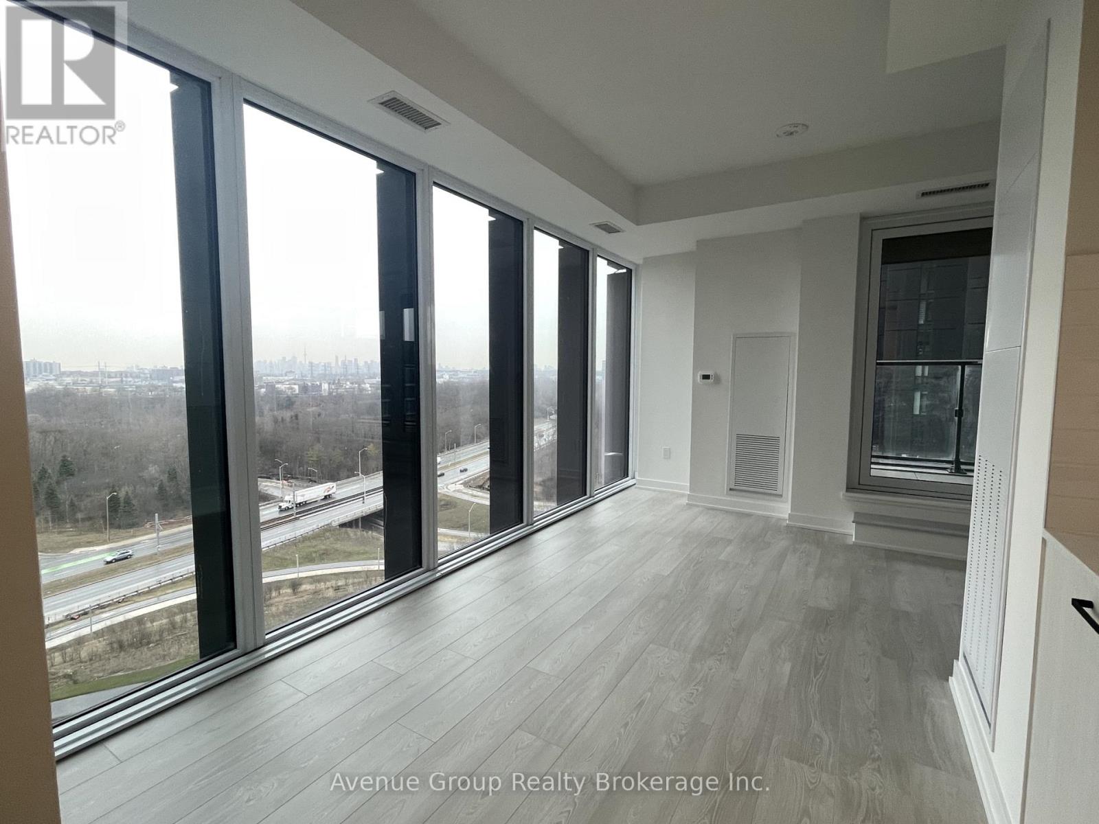 811 - 5 QUARRINGTON LANE, Toronto (Banbury-Don Mills) — photo 3