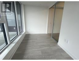 811 - 5 Quarrington Lane, Toronto, ON M3C0S5 Photo 7