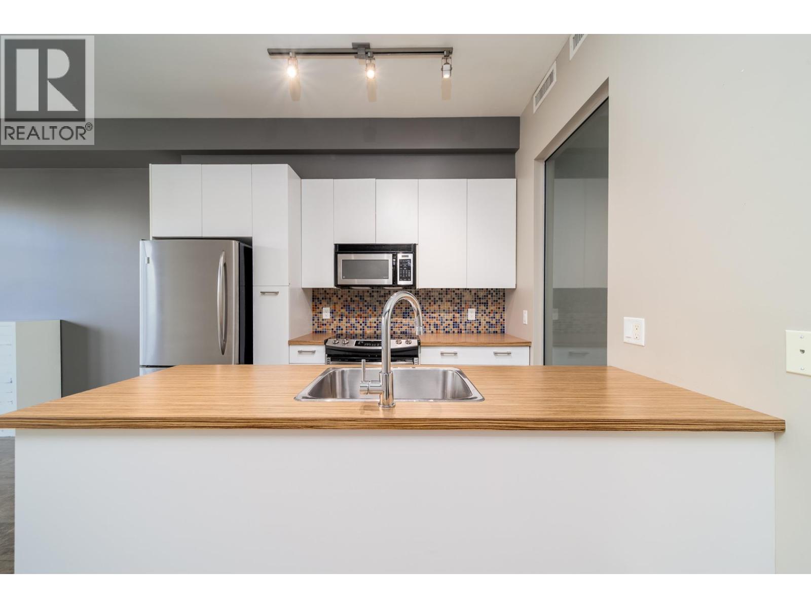 1289 Ellis Street Unit# 216, Kelowna