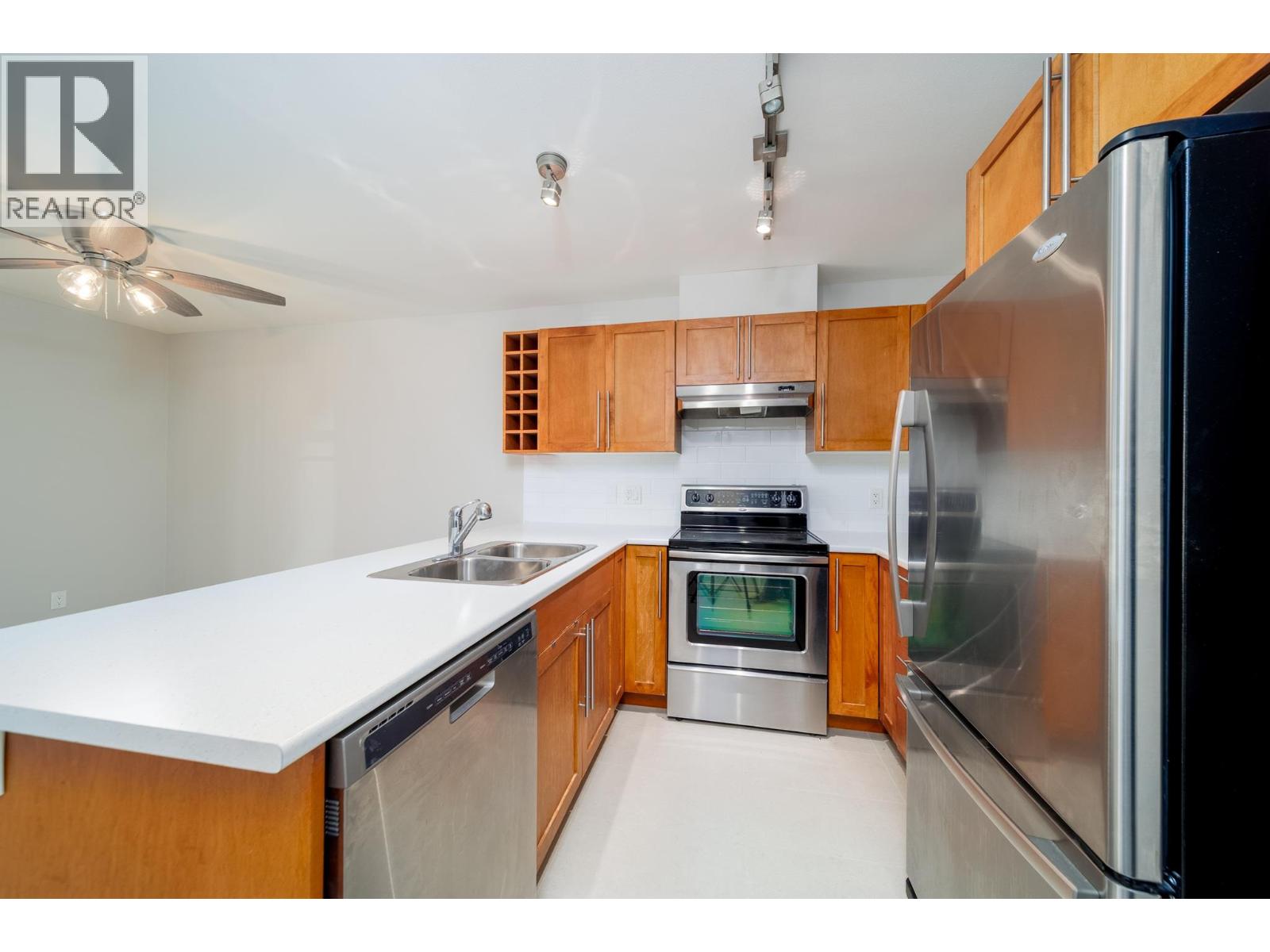1099 Sunset Drive Unit# 224, Kelowna