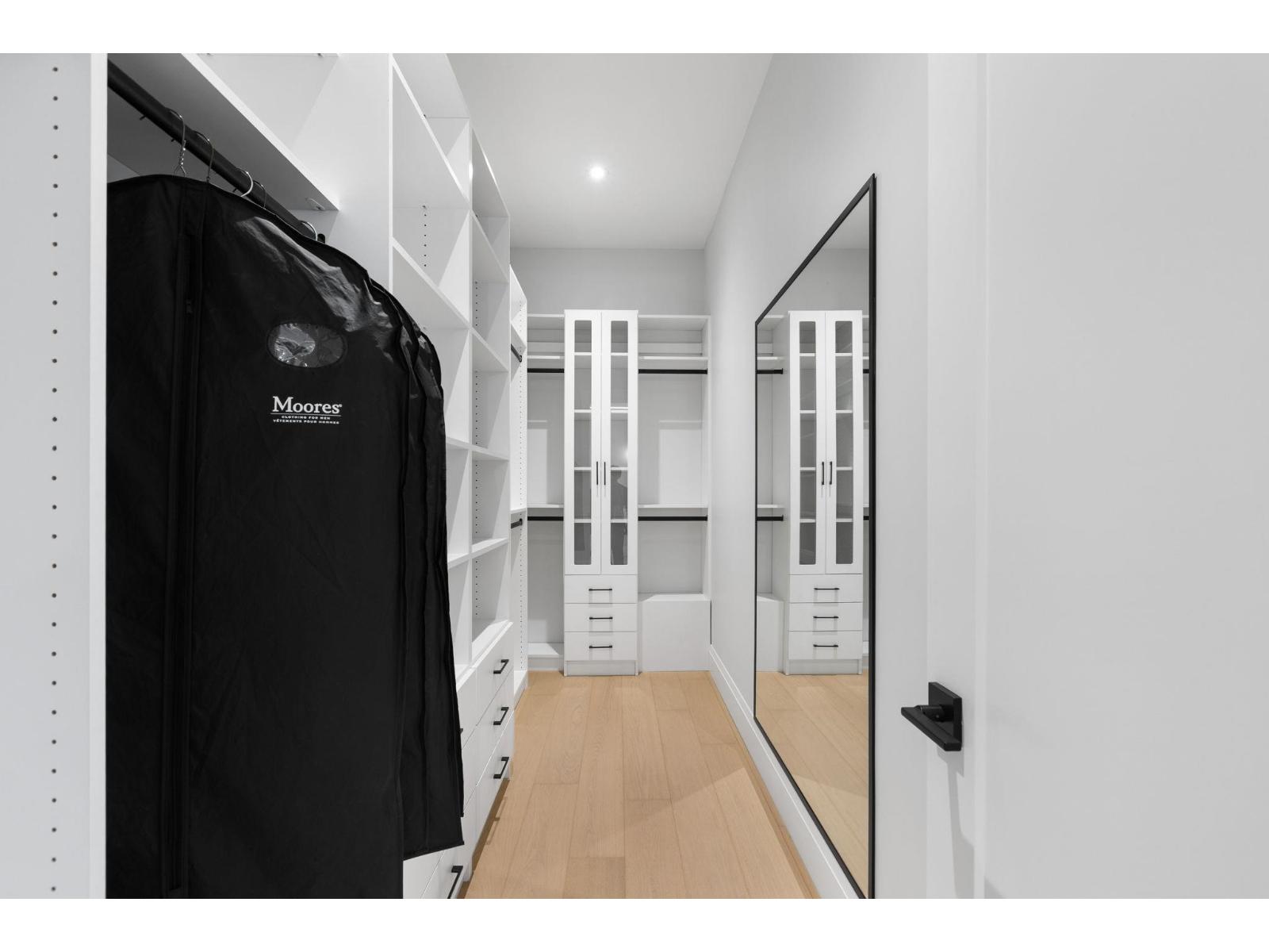 9700 GOUGH TERRACE, Mission - Image 1