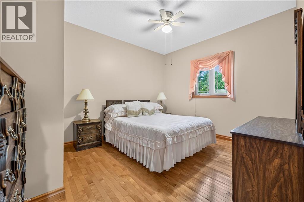 219 JACQUELINE Boulevard - 36