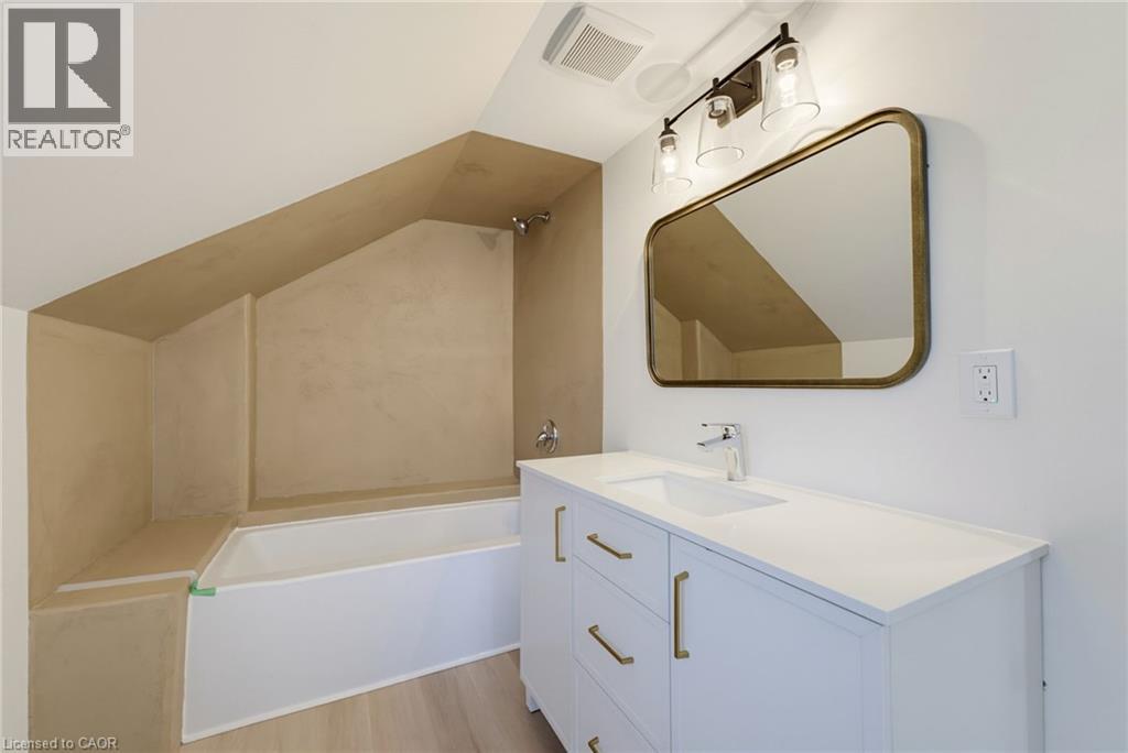 5 Macbeth Street — photo 16