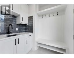631 55 Avenue SW - photo 14