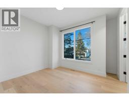 631 55 Avenue SW - photo 20