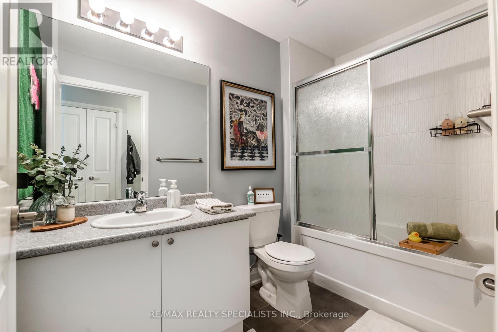 55 Yorkland Boulevard — photo 19