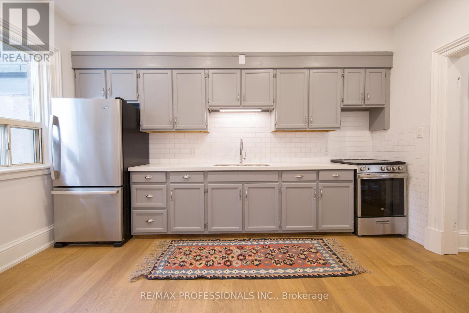 124 Close Avenue, Toronto, ON photo 42