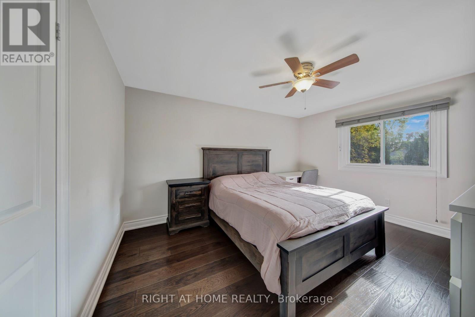 139 Third Line, Oakville, ON photo 26
