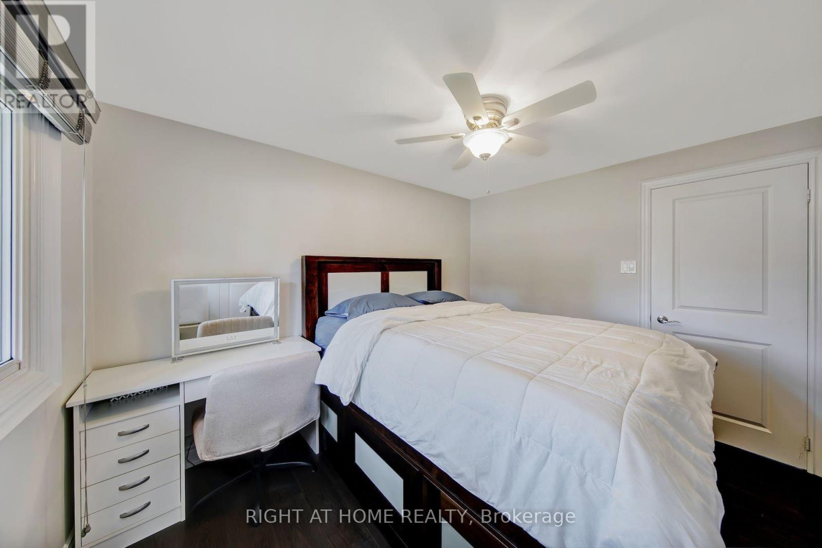 139 Third Line, Oakville, ON photo 29