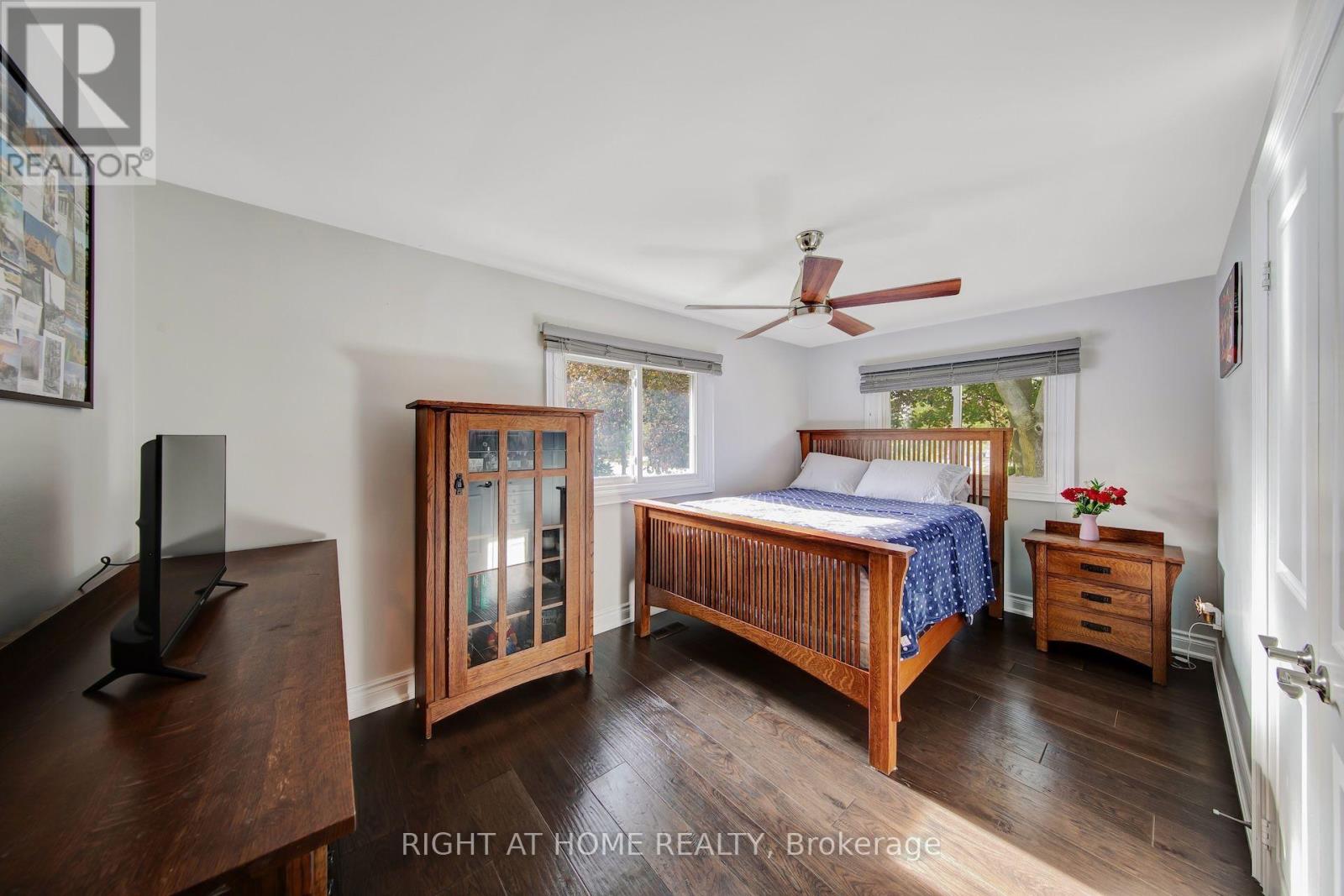 139 Third Line, Oakville, ON photo 30
