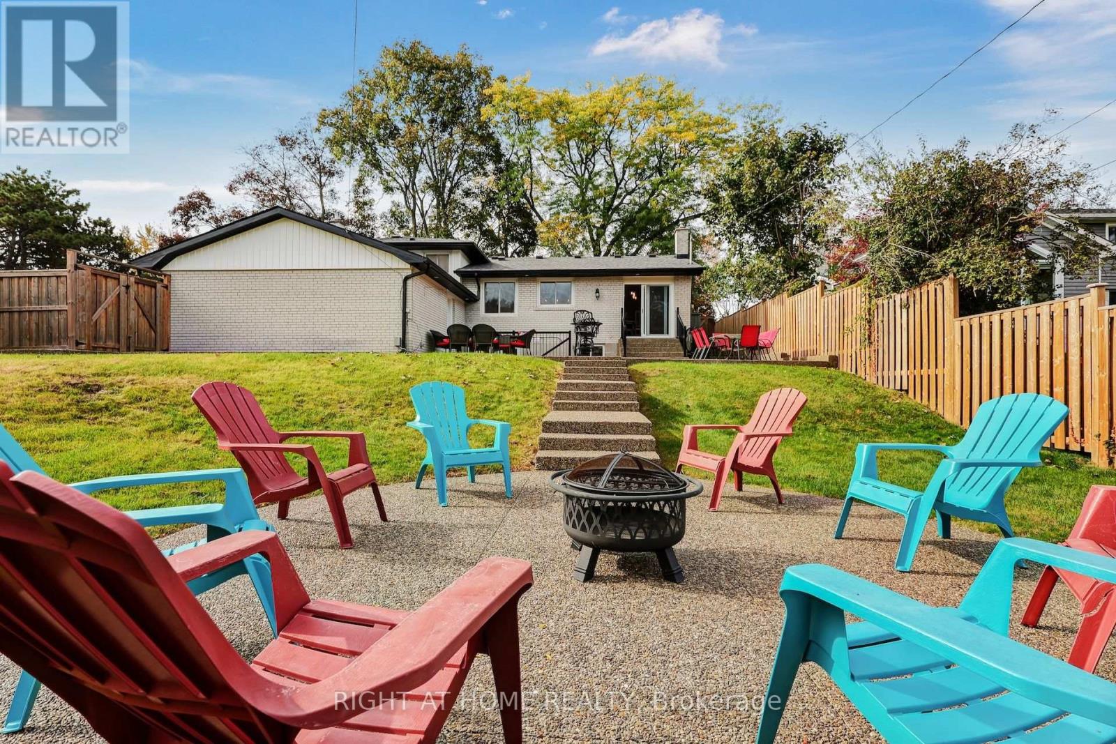 139 Third Line, Oakville, ON photo 37