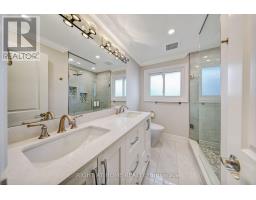 139 Third Line, Oakville, ON L6L3Z9 Photo 24