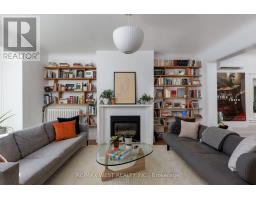 Living room - 226 Wright Avenue, Toronto, ON M6R1L3 Photo 7