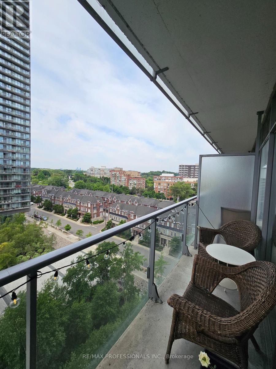 103 The Queensway Avenue — photo 19