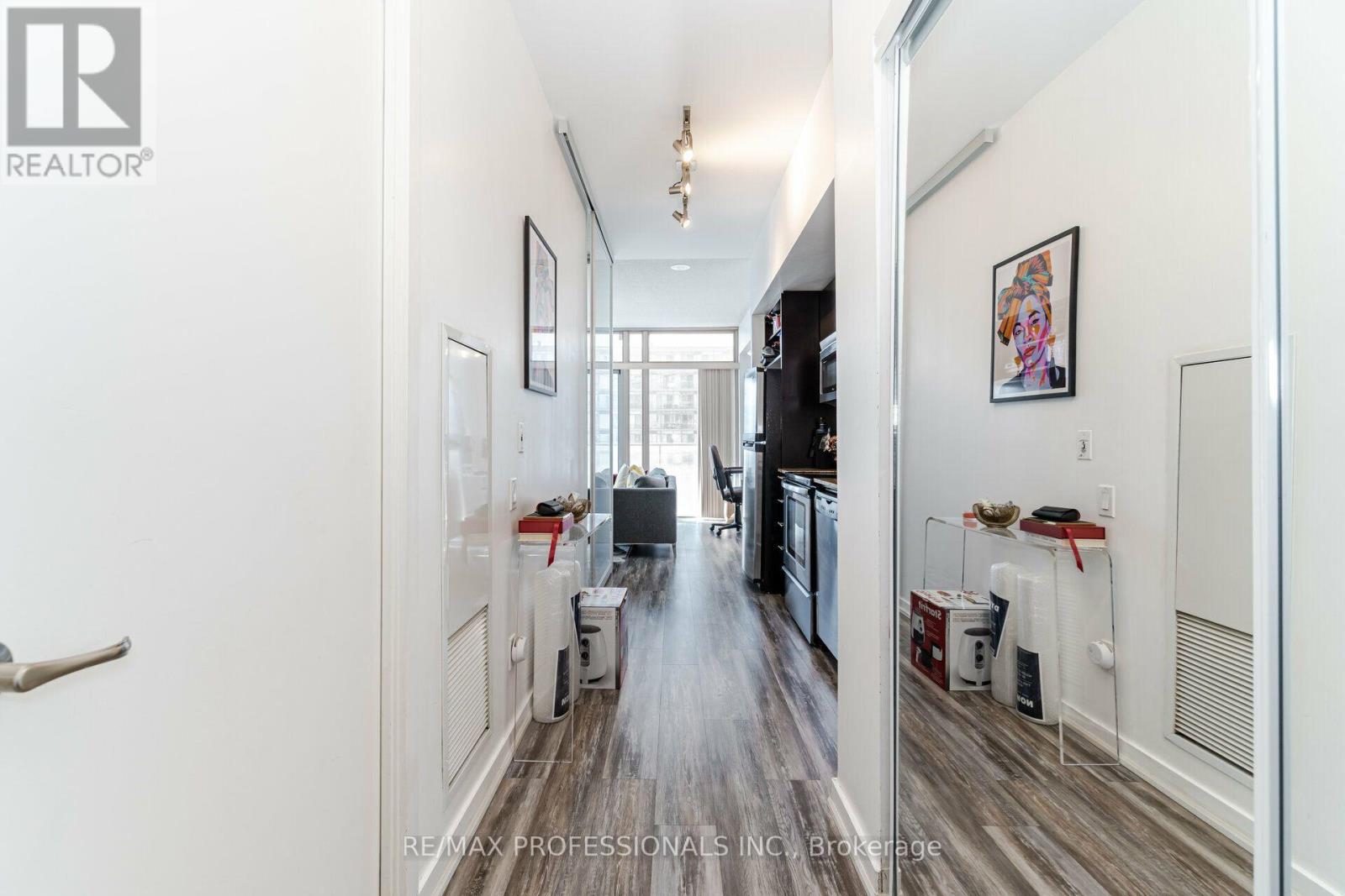 810 - 103 THE QUEENSWAY AVENUE, Toronto (High Park-Swansea) — photo 3
