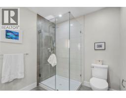 303 741 Travino Lane, Saanich, BC V8Z0G3 Photo 13