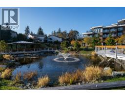 303 741 Travino Lane, Saanich, BC V8Z0G3 Photo 23