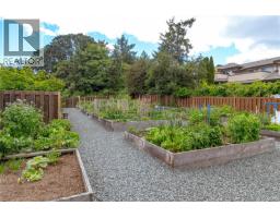 303 741 Travino Lane, Saanich, BC V8Z0G3 Photo 34