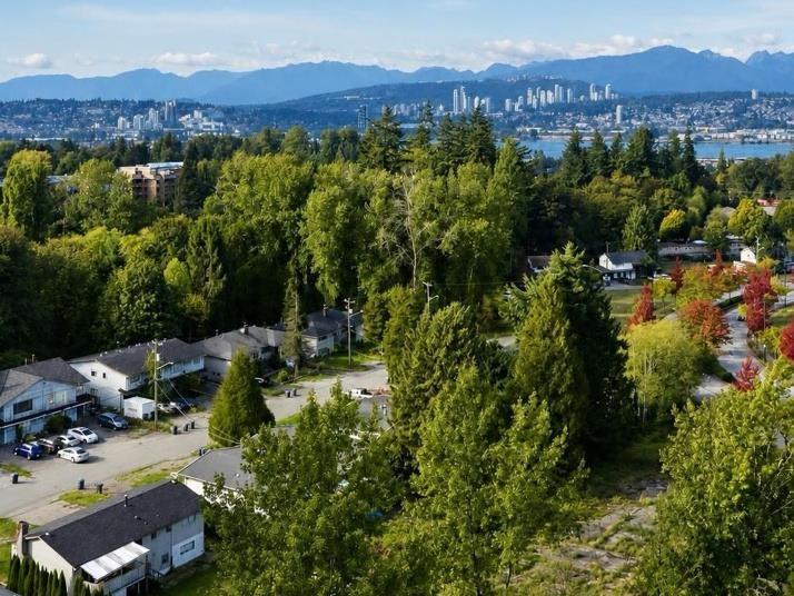 Photo of 1405 13383 108TH AVENUE 23