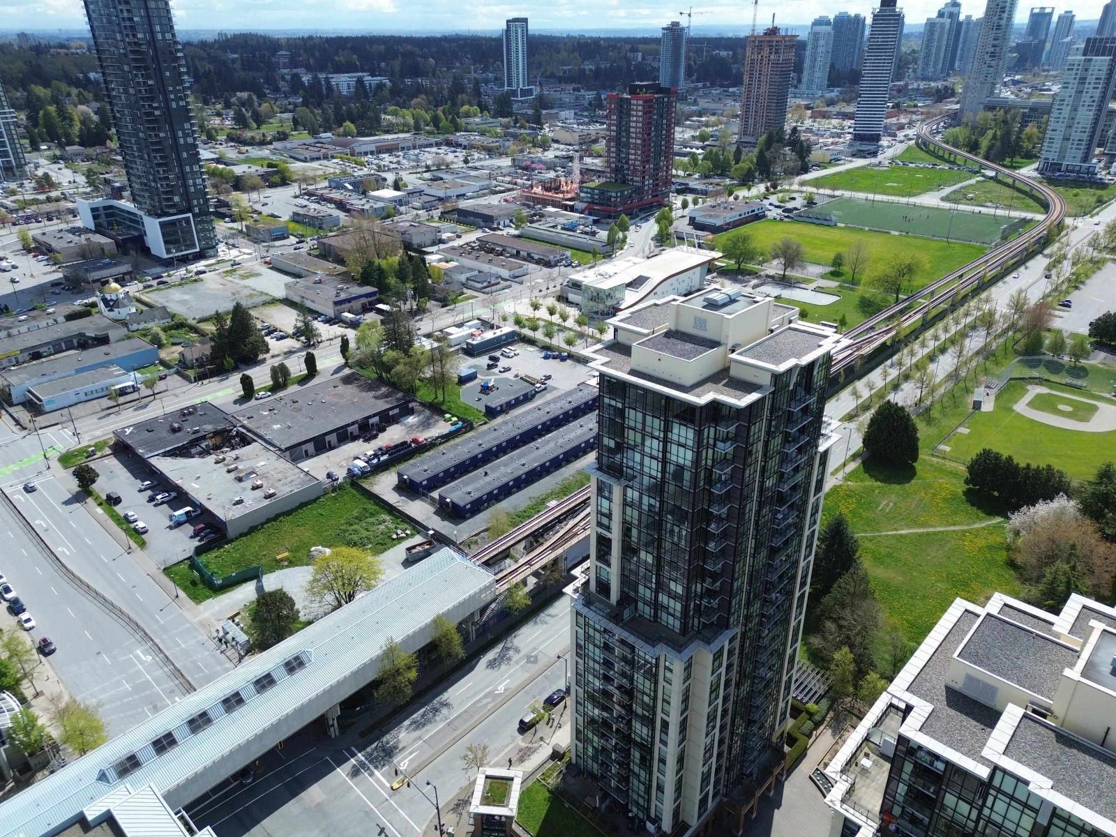 Photo of 1405 13383 108TH AVENUE 19