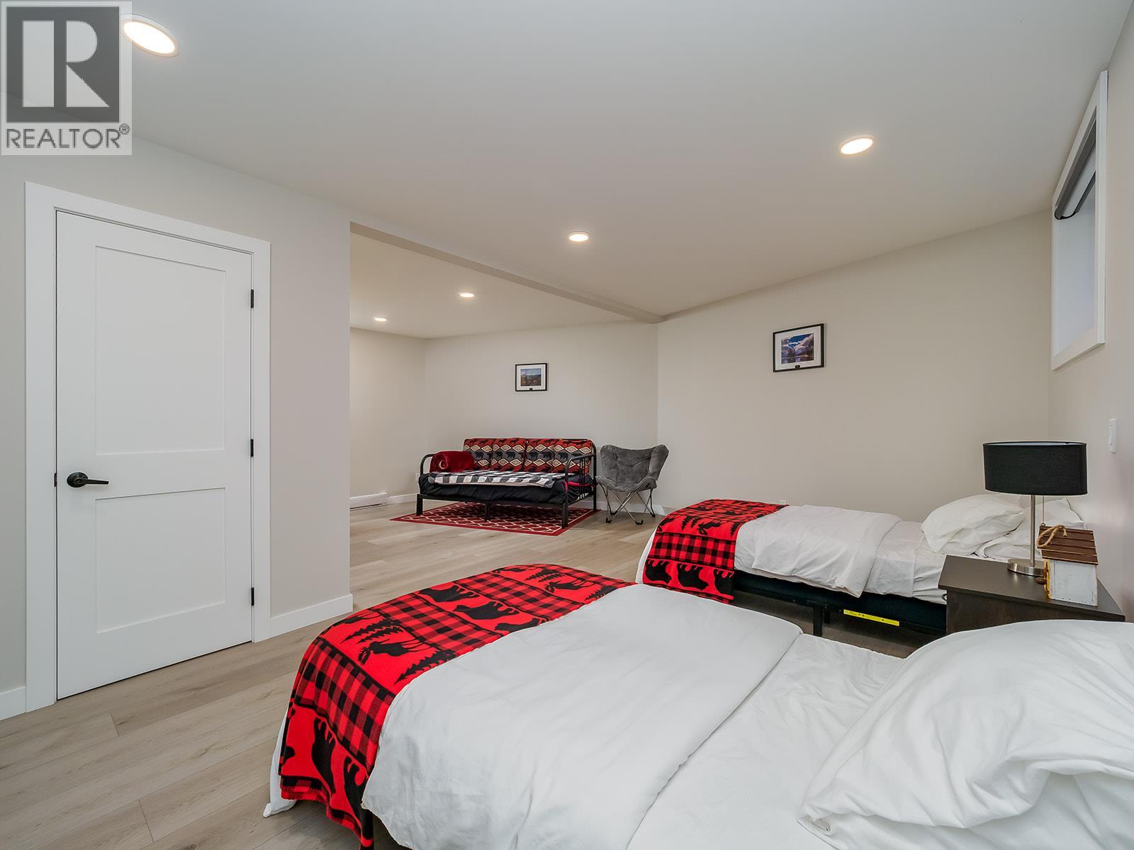 2423 Goat Mountain View Road - 27