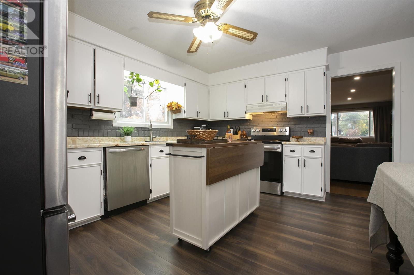 1426 Peoples RD - 22