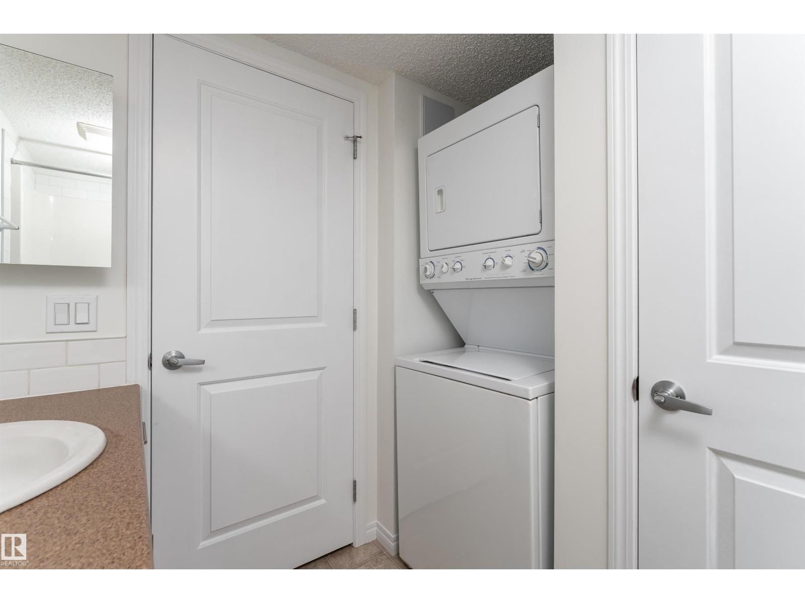 Property photograph 38 for MLS E4512837