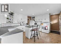 Family room - 1511 16 Street, Didsbury, AB T0M0W0 Photo 7