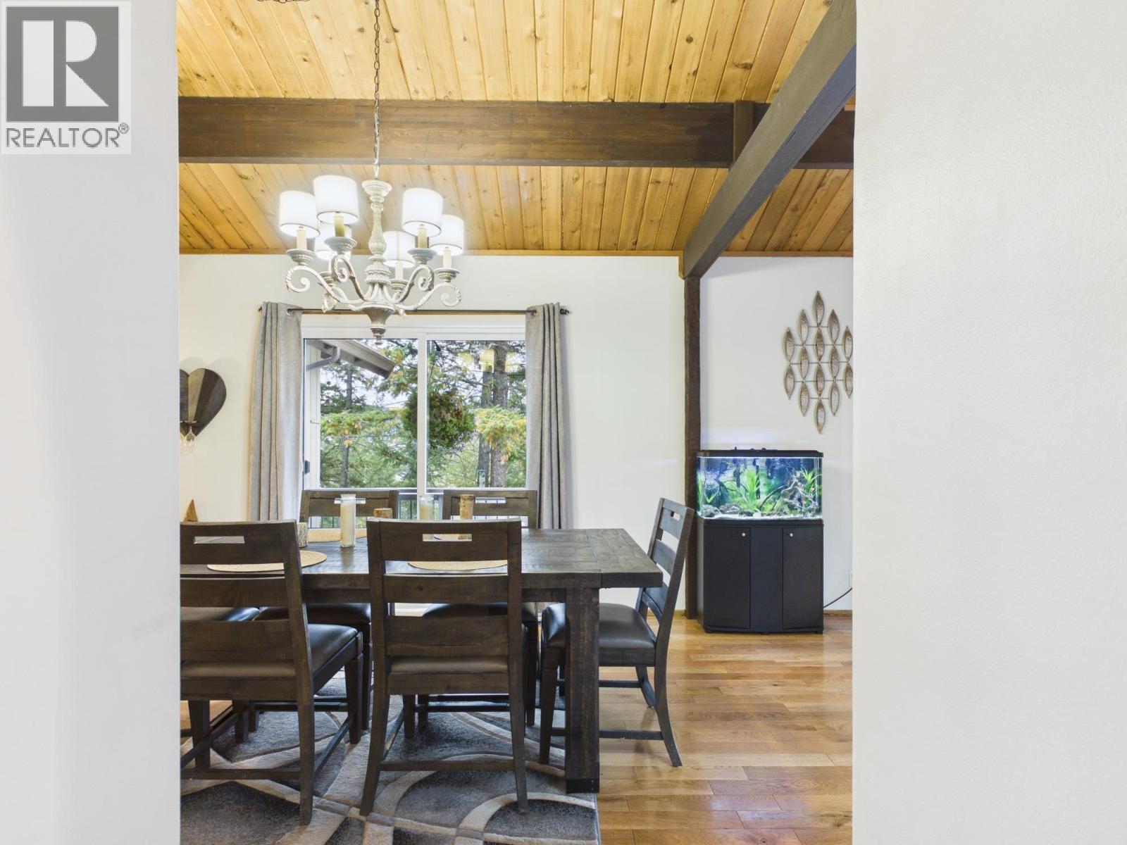 1140 TOWER CRESCENT - 11