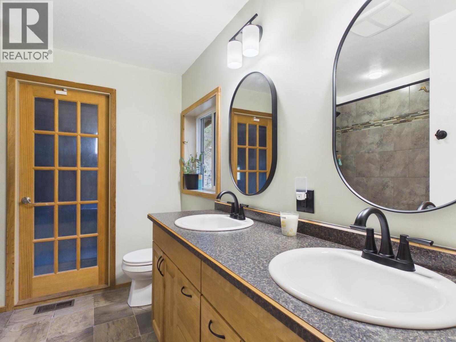 1140 TOWER CRESCENT - Image 25