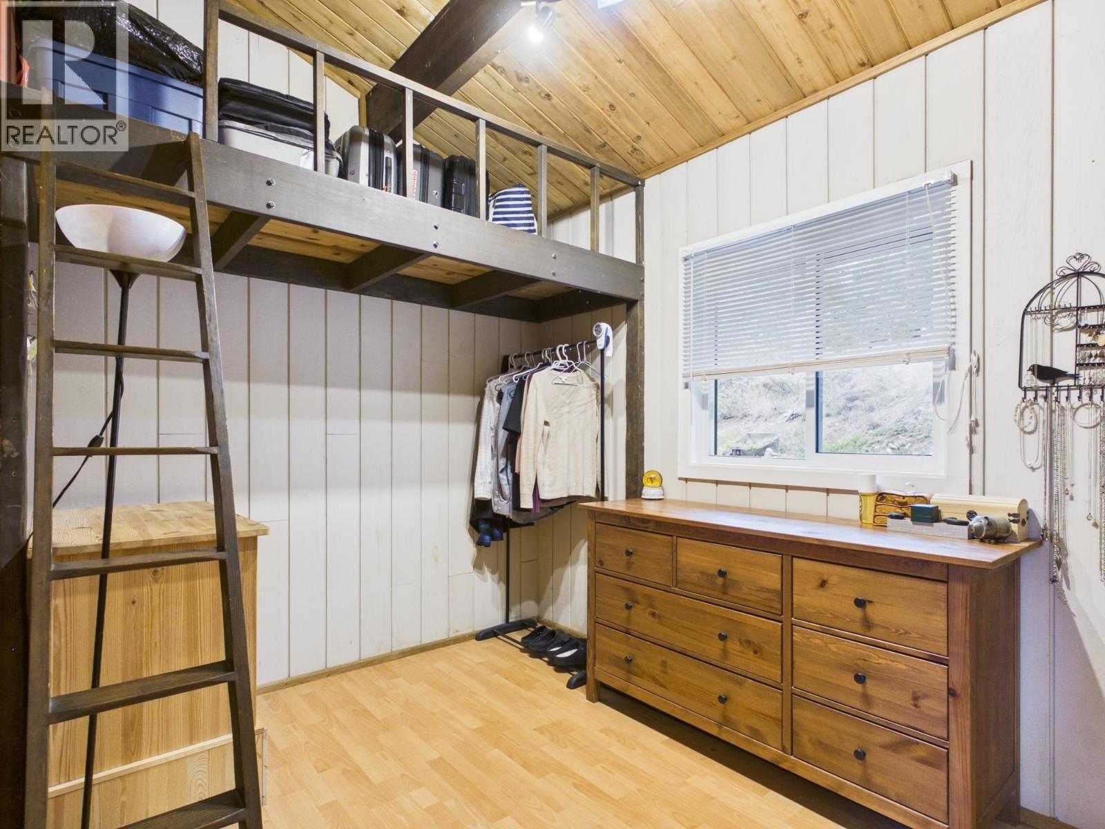 1140 TOWER CRESCENT - Image 28