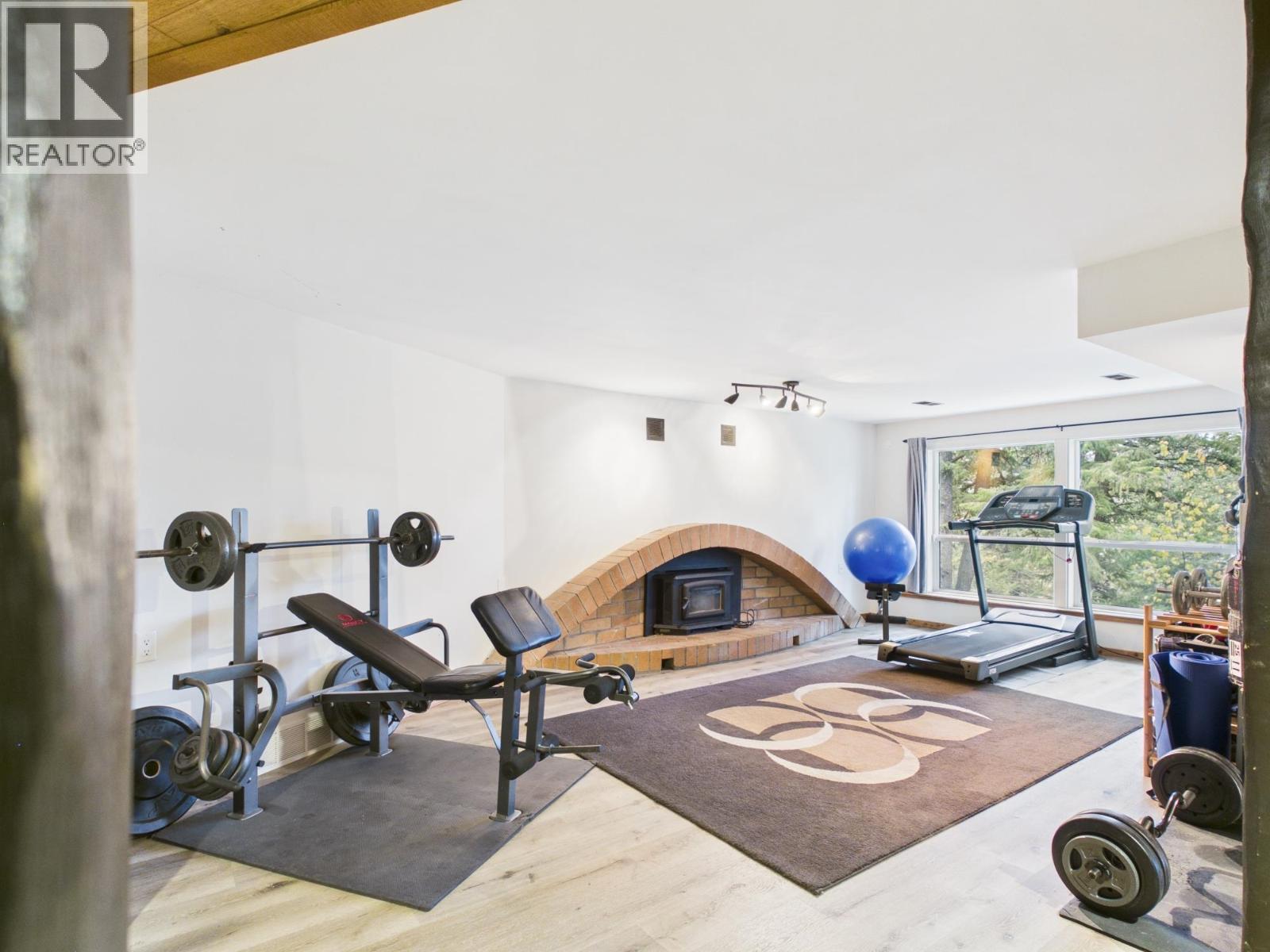 1140 TOWER CRESCENT - Image 30