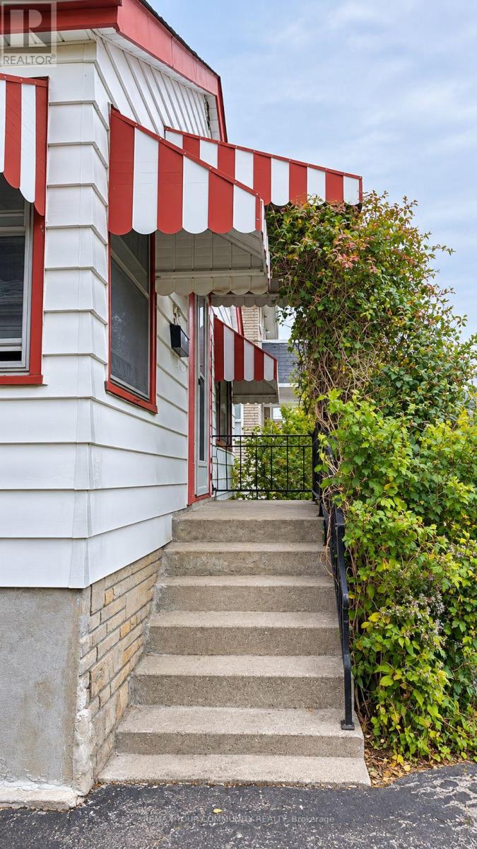 56 COMMONWEALTH AVENUE - 8