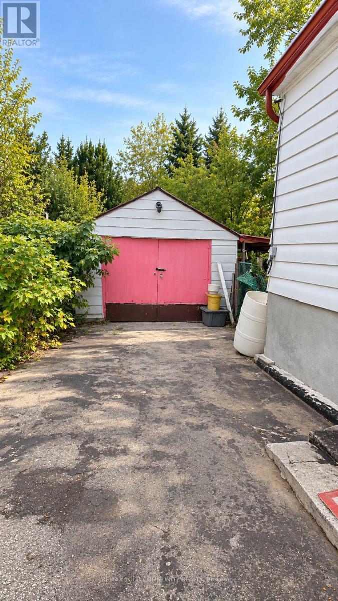 56 COMMONWEALTH AVENUE, Toronto (Kennedy Park) — photo 9