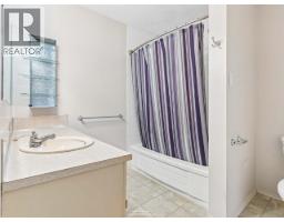 6 7335 Montecito Drive, Burnaby, BC V5A1R3 Photo 16