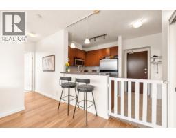 1105 15 E Royal Avenue, New Westminster, BC V3L0A9 Photo 14