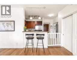 1105 15 E Royal Avenue, New Westminster, BC V3L0A9 Photo 17