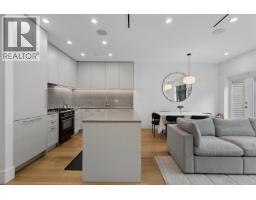 1014 E 16th Avenue, Vancouver, BC V5T2W1 Photo 6