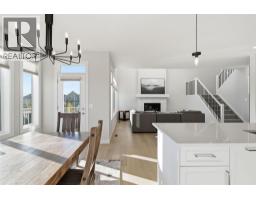 Other - 10 Heritage Close, Cochrane, AB T4C3G8 Photo 17