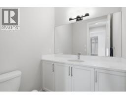 10 Heritage Close, Cochrane, AB T4C3G8 Photo 22