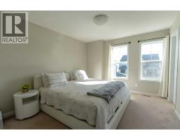 99 Hillcrest Close Sw, Airdrie, AB T4B4H6 Photo 28