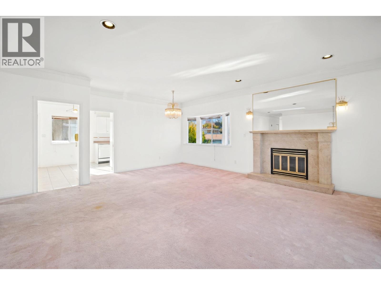 Photo of 4810 MAITLAND STREET 6