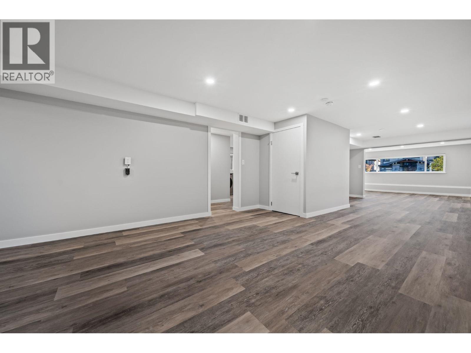 Photo of 338 W 21ST STREET 29