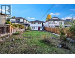 338 W 21st Street, North Vancouver, BC V7M1Z5 Photo 32